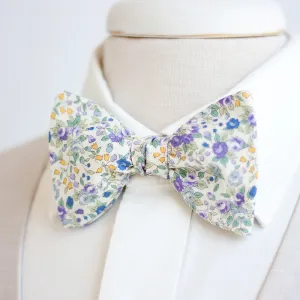 Men's Freestyle Self-Tie Bow Tie / Blossoms In Purple